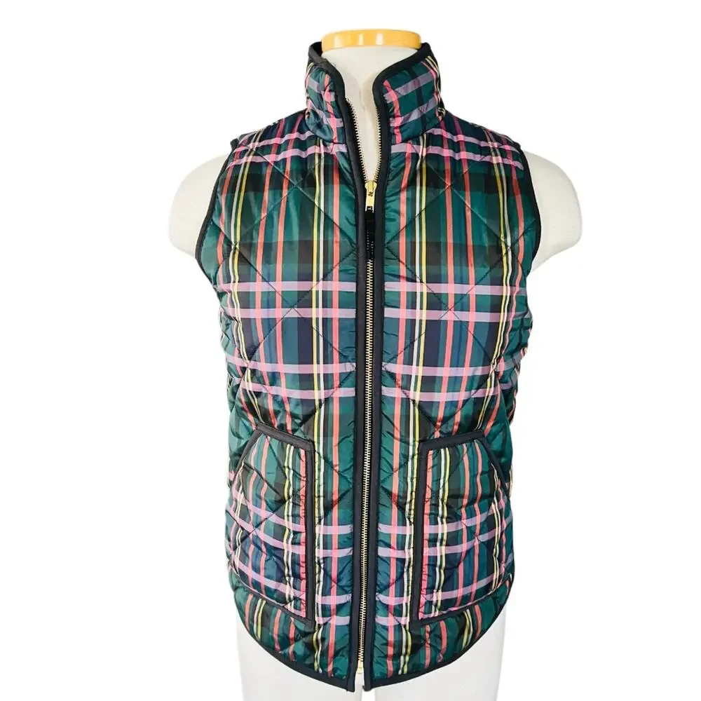J.Crew Excursion vest in J.Crew Signature Tartan Size Small